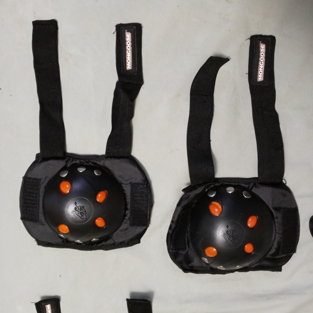 🐻🌉12 MONGOOSE PROTECTIVE PADS🎁 - Picture 3 of 13